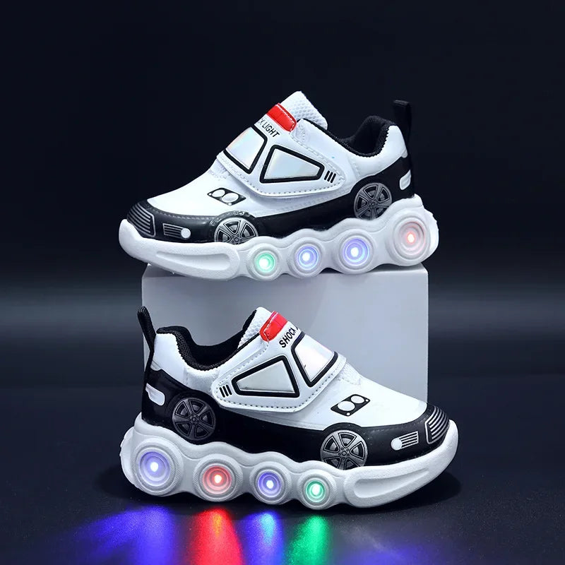 Tênis Infantil com Luz LED em Formato de Carrinho –  Fecho de Velcro
