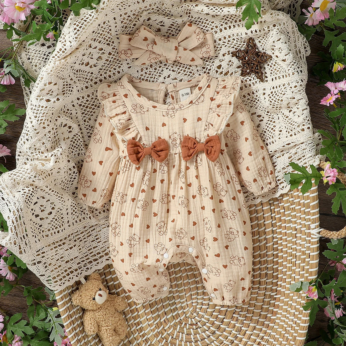 Macacão Floral Bebê Menina com Laços e Faixa – Tecido Musselina de Algodão