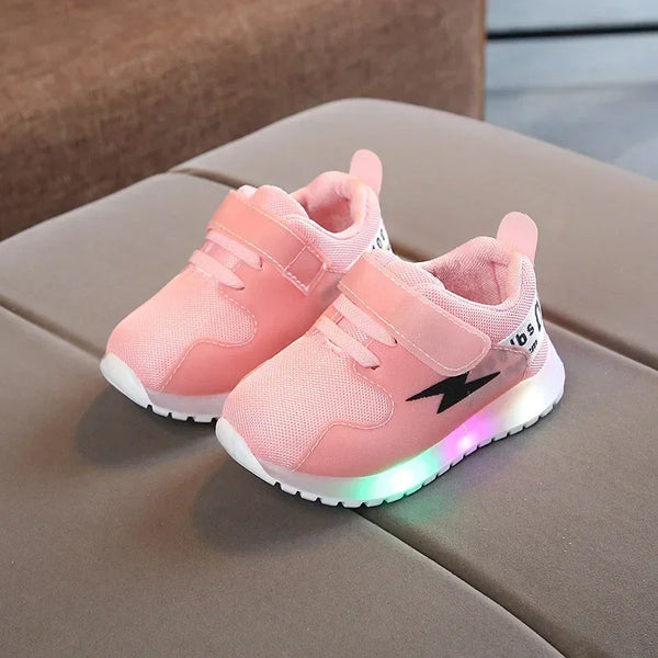 Tênis Infantil com Luz de LED – Branco com Fechamento em Velcro