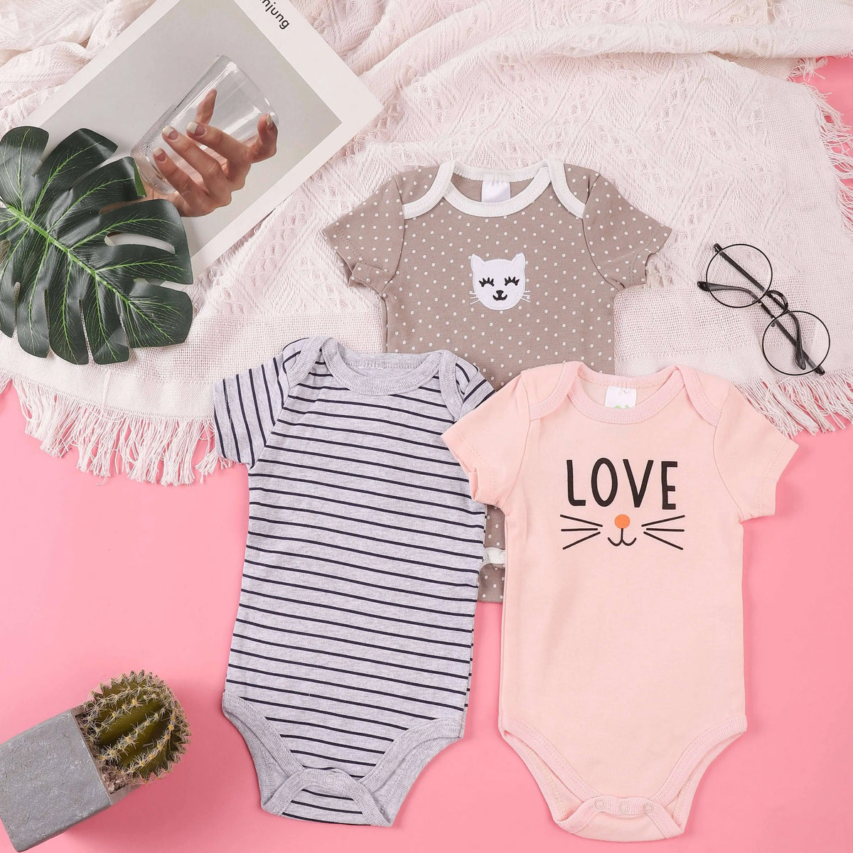 Kit 3 Bodies Bebê Menina Estampas Manga Curta