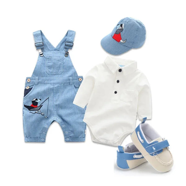 Conjunto Bebê com Jardineira, Body Camisa, Boné e Sapatinho